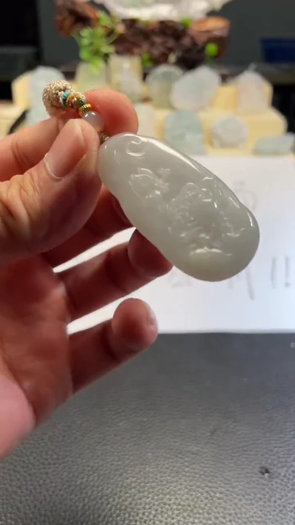 颈饰未镶嵌翡翠10/05/126