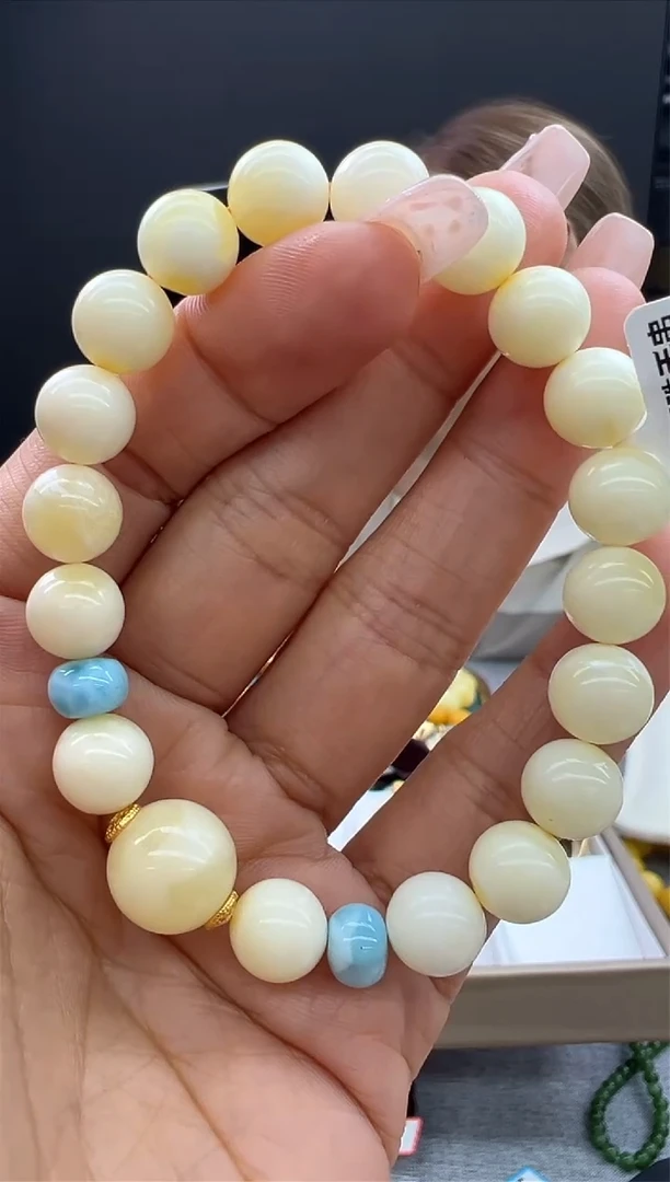 【闪购商品】琥珀手链未镶嵌88秒拍号