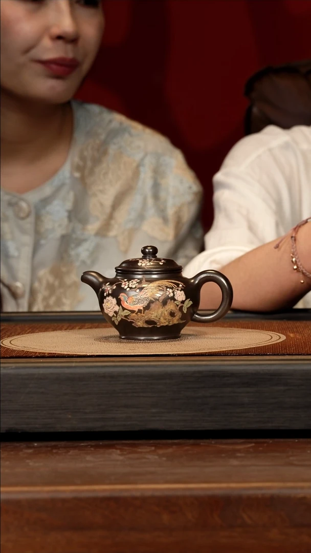 宜兴紫砂WJ 玄铁砂 掇只 200cc