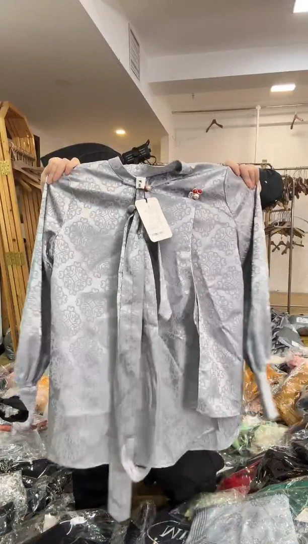 衬衣  M110斤以里