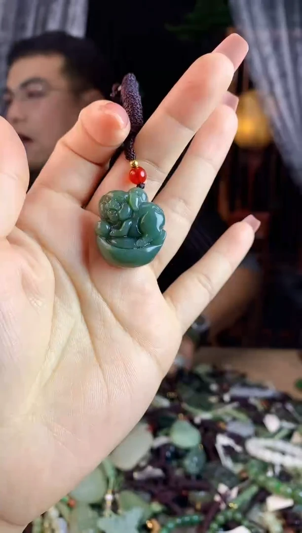 【闪购商品】和田玉挂件未镶嵌多样性发货拍一发一