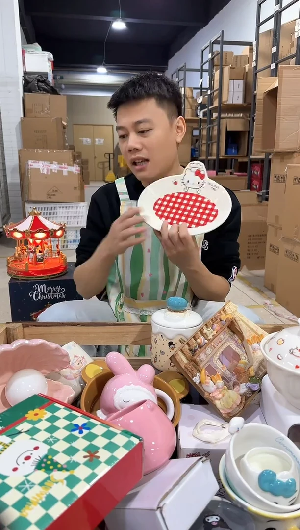瓷片原盒kt猫红格子餐盘
