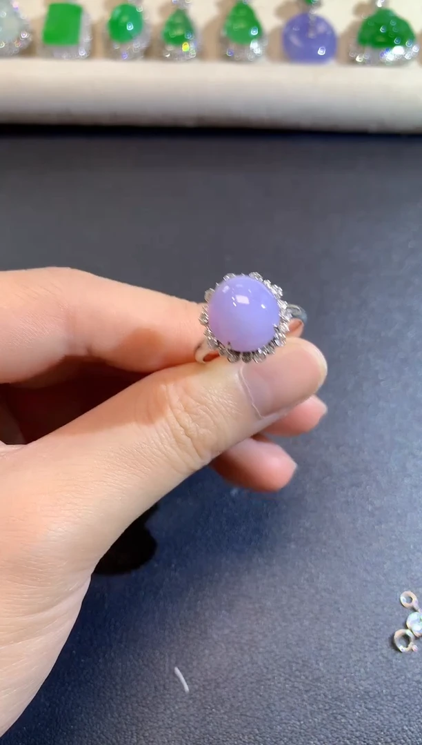 18K金镶嵌戒指翡翠A12  紫货有一定色差 多样性发货一件