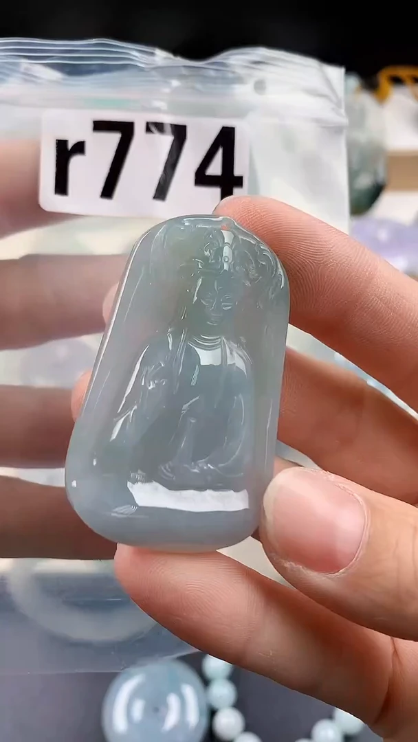 颈饰未镶嵌翡翠颈饰未镶嵌缅甸天然翡翠吊坠