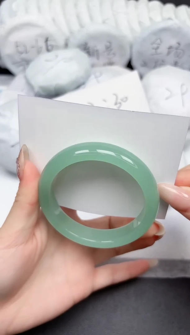 未镶嵌手镯石英质玉22-57