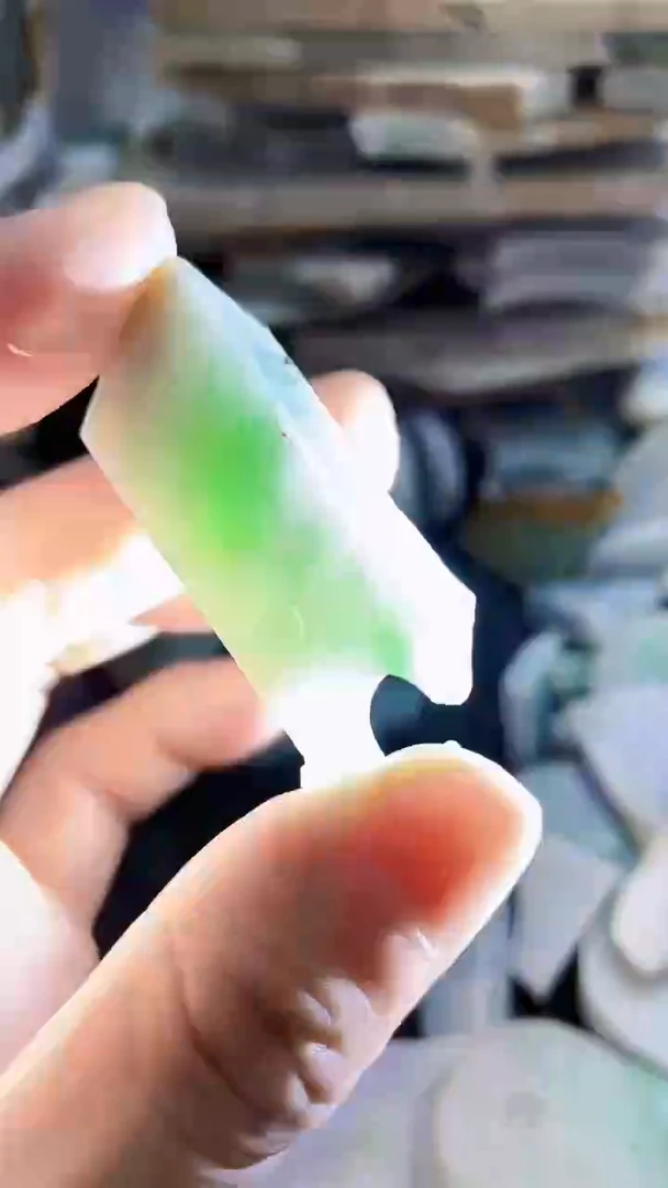 裸石翡翠天然A货翡翠板料