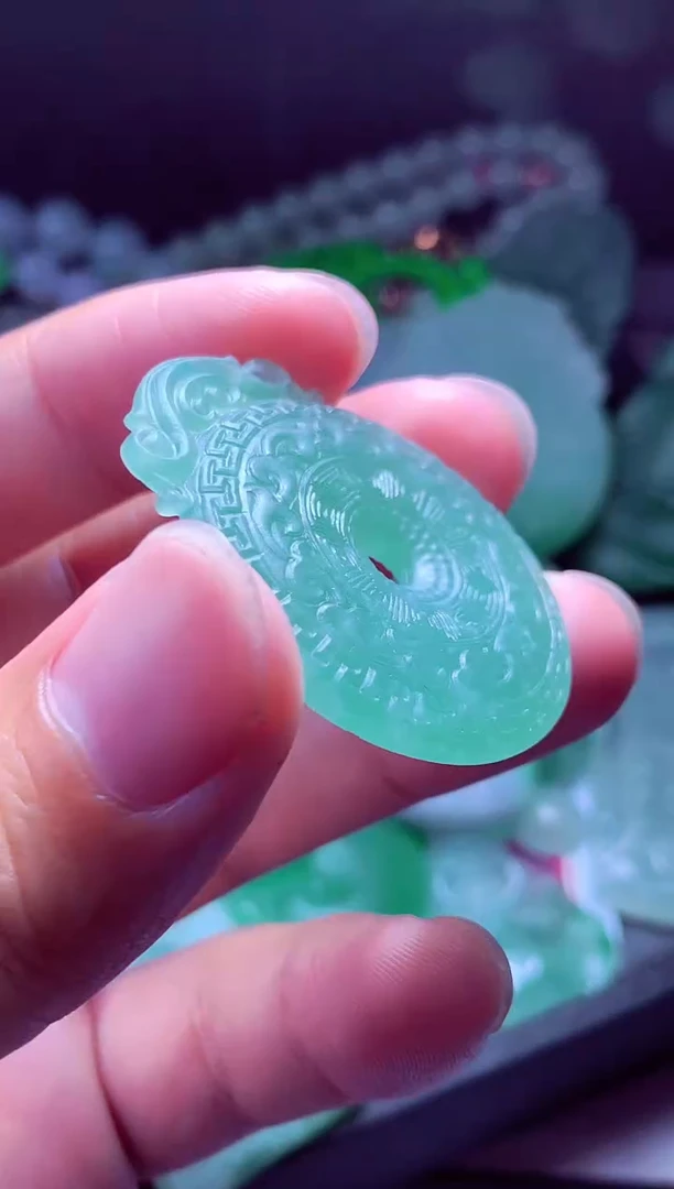 未镶嵌定制翡翠肚****# 翡翠毛货定制