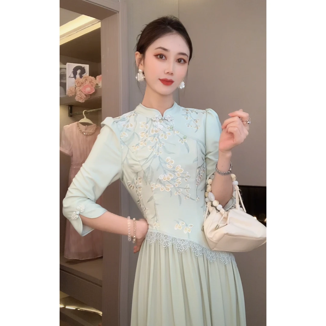 【CICI&GERTCOREL】风铃纸鸢 新中式彩绣拼接连衣裙CC253L1024