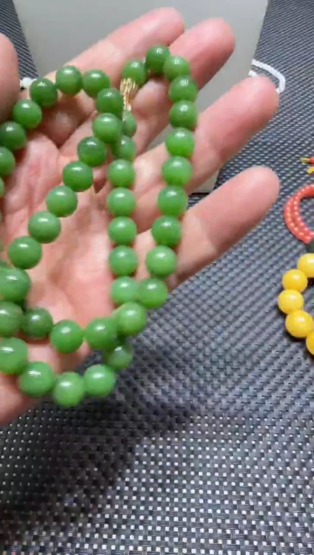 颈饰未镶嵌和田玉项链