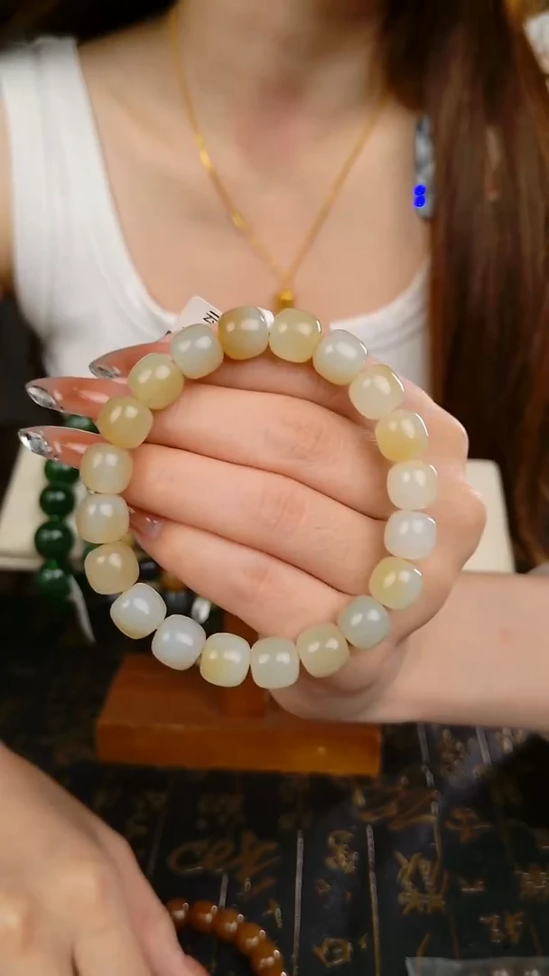 颈饰未镶嵌和田玉拍一发一 所见即所得 10mm