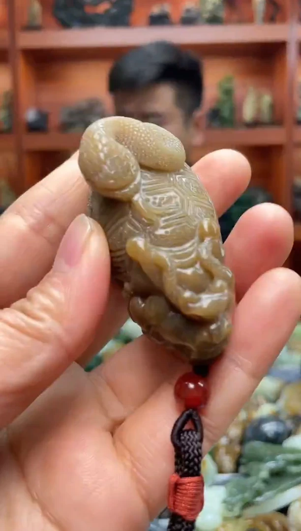 未镶嵌和田玉把件1