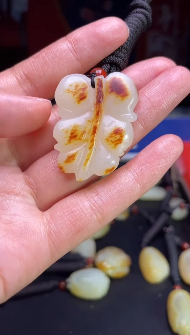 颈饰未镶嵌和田玉123