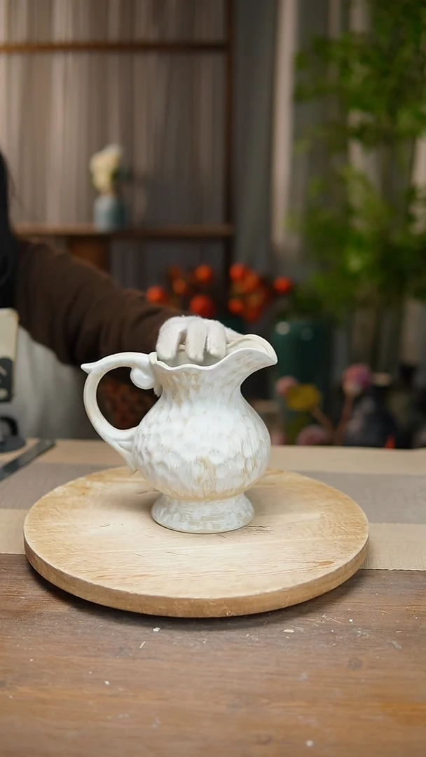 【闪购商品】陶瓷  花器陶瓷花瓶手捏瓶007瑕疵