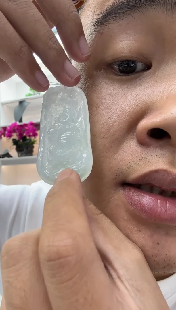 颈饰未镶嵌翡翠天然翡翠A货孤品一件