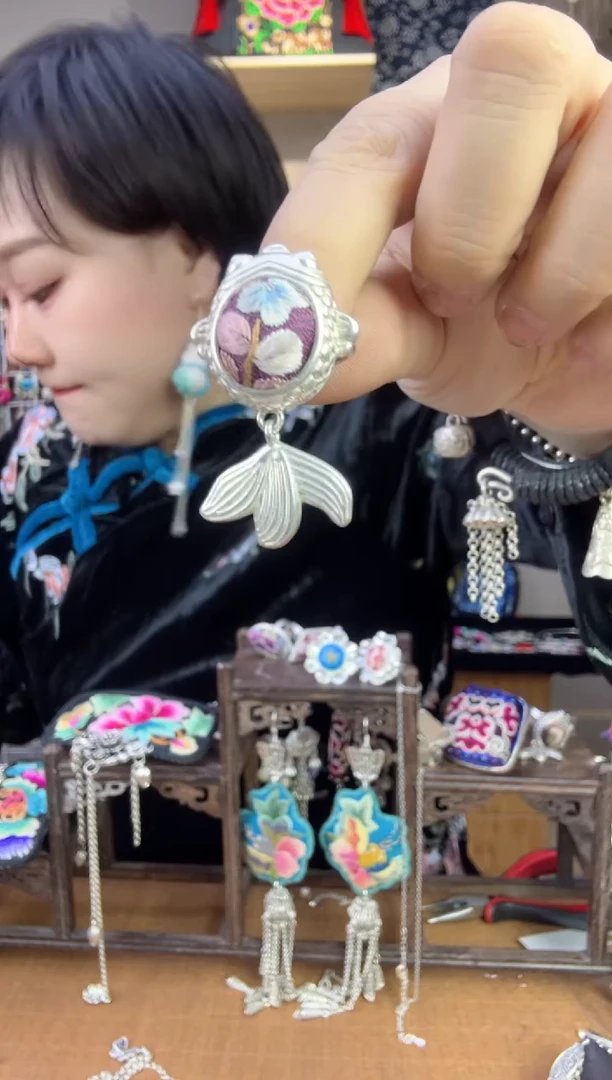 【闪购商品】刺绣纯手工苗绣非遗戒指