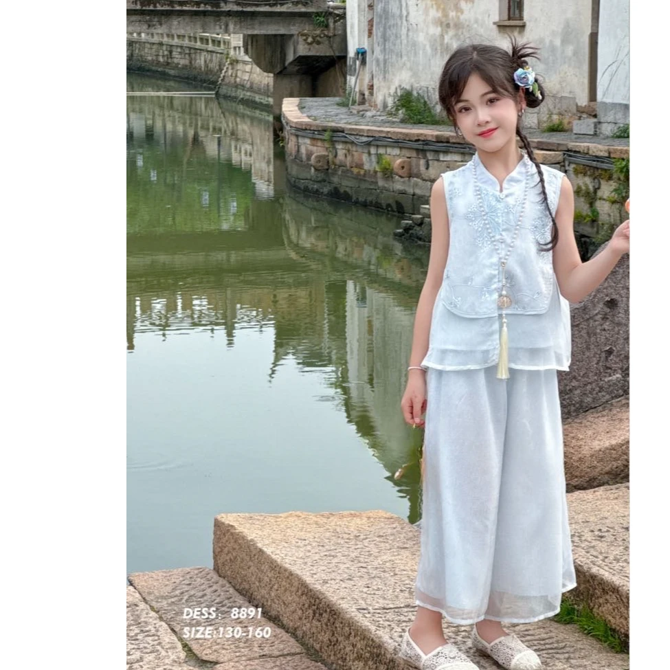 【杨少华服饰】中大童国风汉服女童刺绣女童套装8891