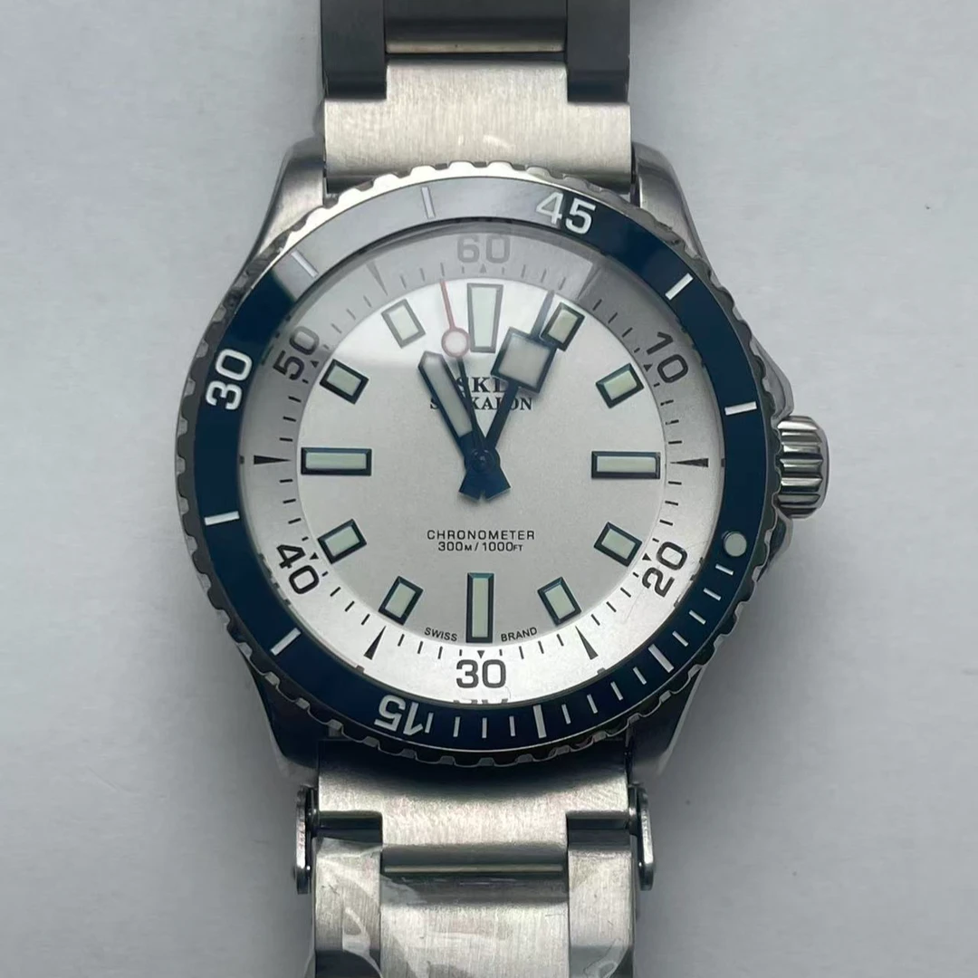 男士经典夜光潜水腕表