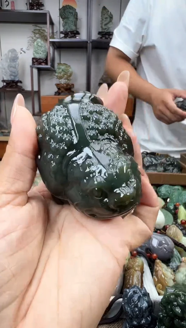 和田玉未镶嵌把件270