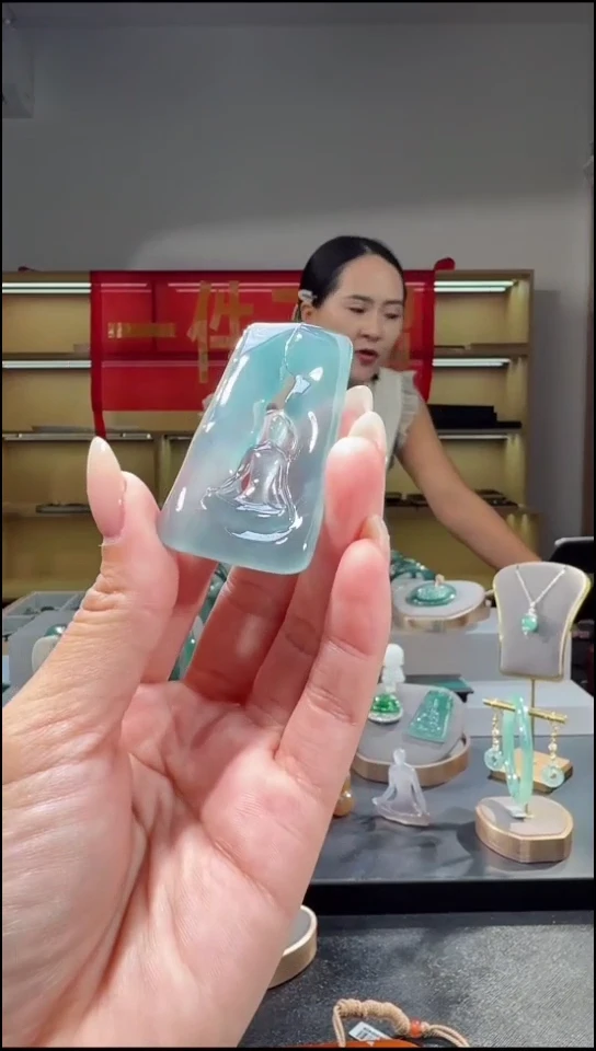 吊坠(不含链)未镶嵌翡翠佛