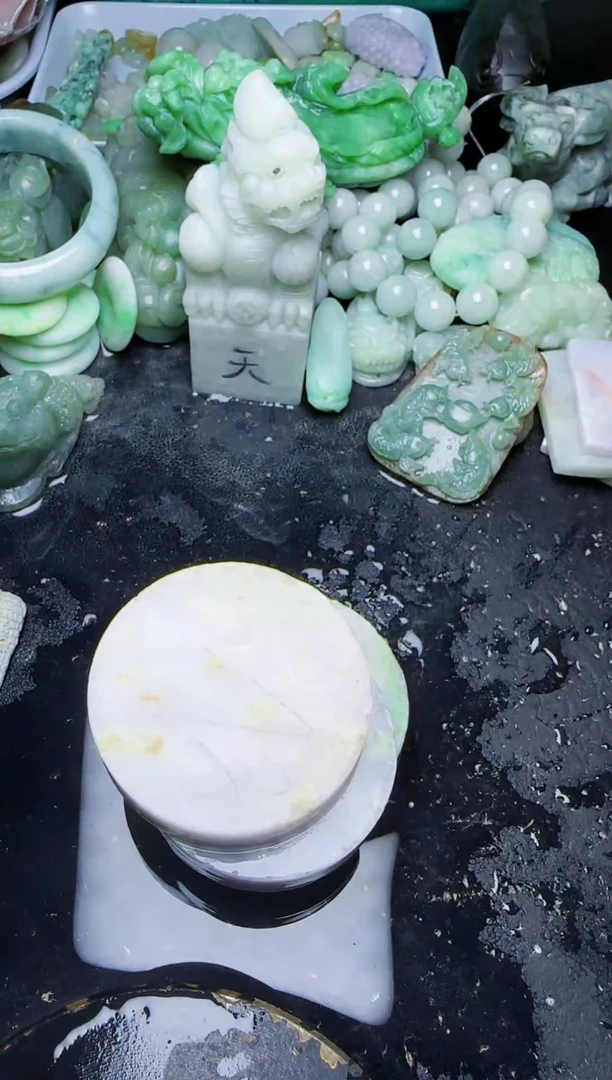 颈饰未镶嵌翡翠3*072