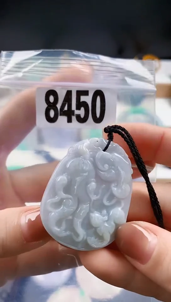 颈饰未镶嵌翡翠天然翡翠吊坠挂件
