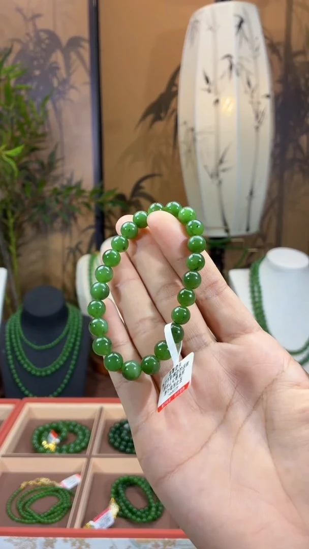 颈饰未镶嵌和田玉（碧玉）8福利单圈