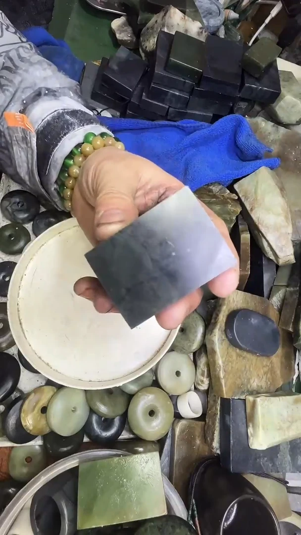 未镶嵌和田玉珠宝半成品牌子