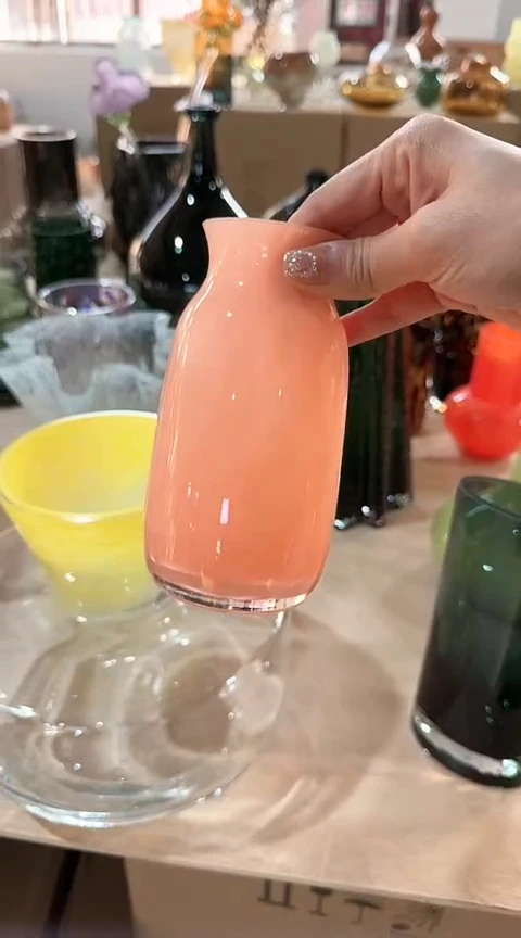 【闪购商品】玻璃奶橘色小瓶子