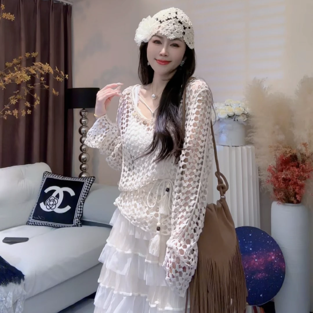 L.X~镂空长袖防晒针织衫女装纯欲空调衫宽松薄款V领套头罩衫6253