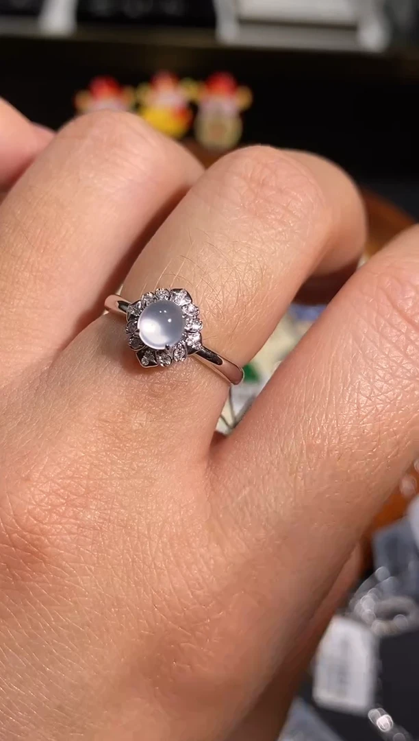 【闪购商品】翡翠戒指18K金镶嵌戒指