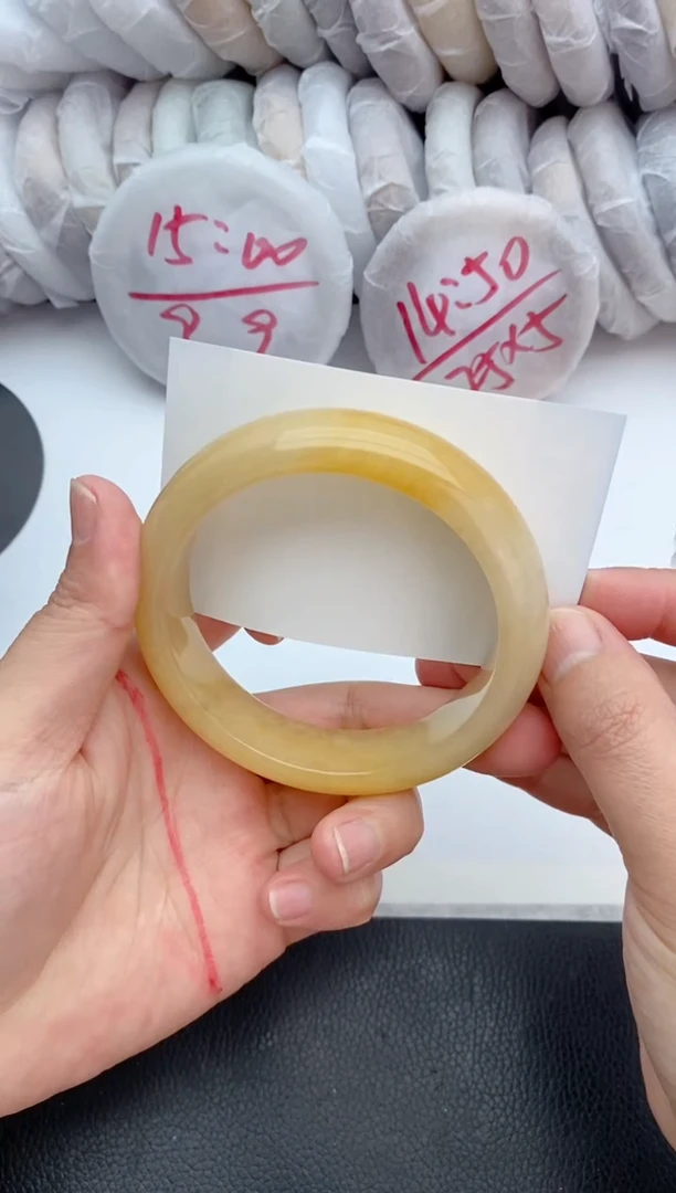 【闪购商品】石英质玉未镶嵌手镯41+60/61