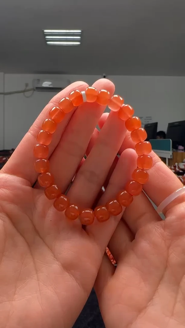 【闪购商品】南红玛瑙8mm保山原矿手串老型未镶嵌多样性发一件