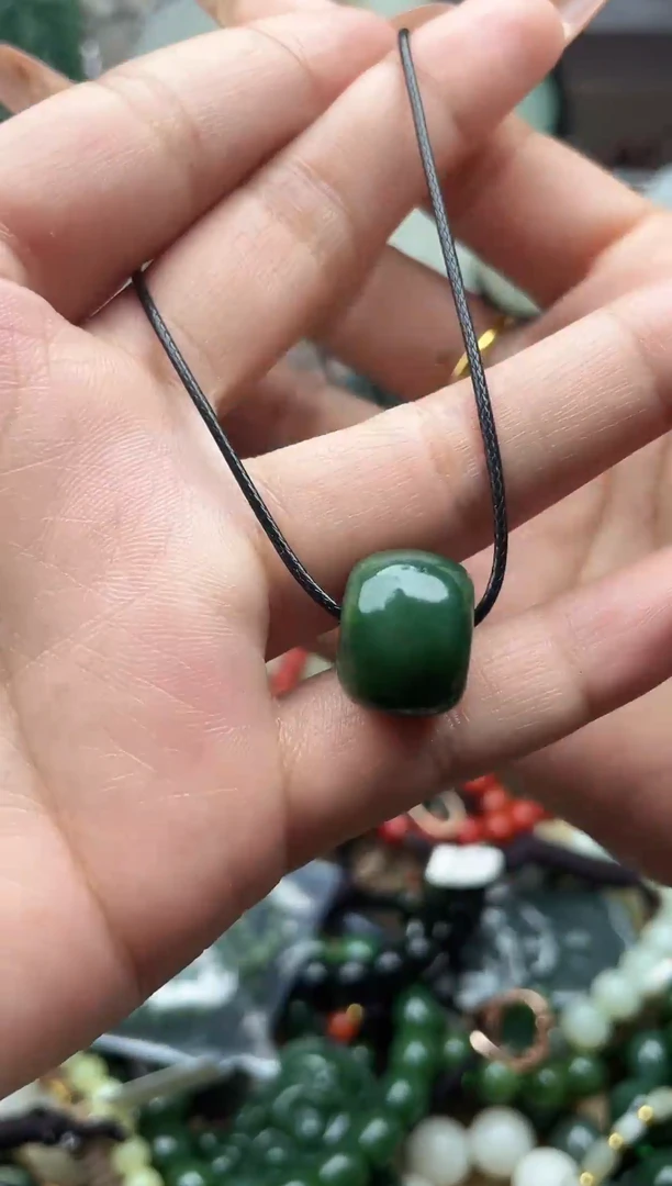 颈饰未镶嵌和田玉未镶嵌和田玉吊坠多样性拍一发一