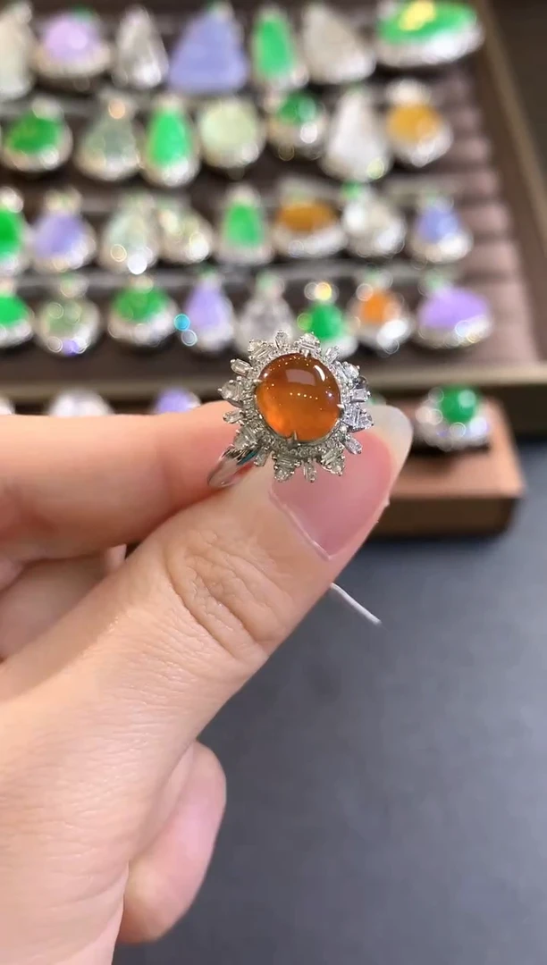 18K金镶嵌戒指翡翠d75