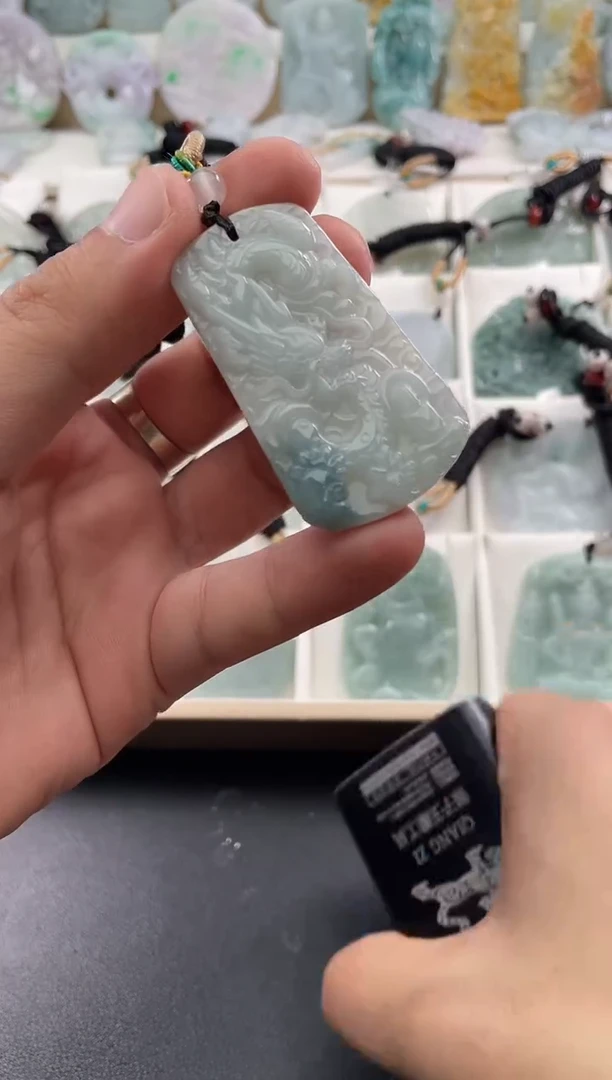 颈饰未镶嵌翡翠25/11/14/.250