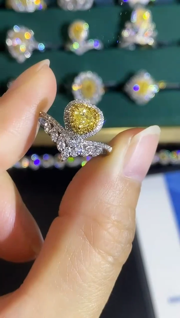 18K金镶嵌戒指钻石6