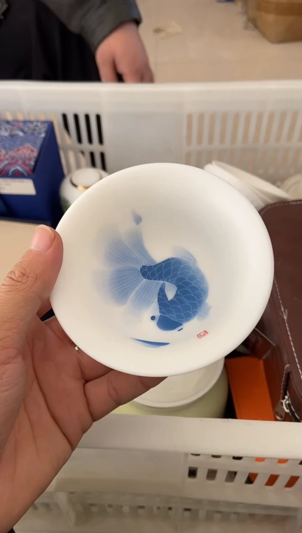 杯无运费险有瑕疵的摄影的产品有使用过的痕迹有点脏介意勿拍