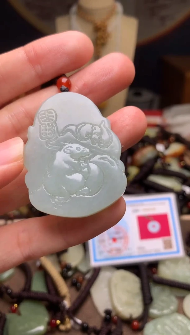颈饰未镶嵌和田玉新疆料青海料清水和田玉吊坠