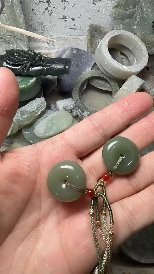 颈饰未镶嵌和田玉平安扣 拍一发一 商品多样性发货