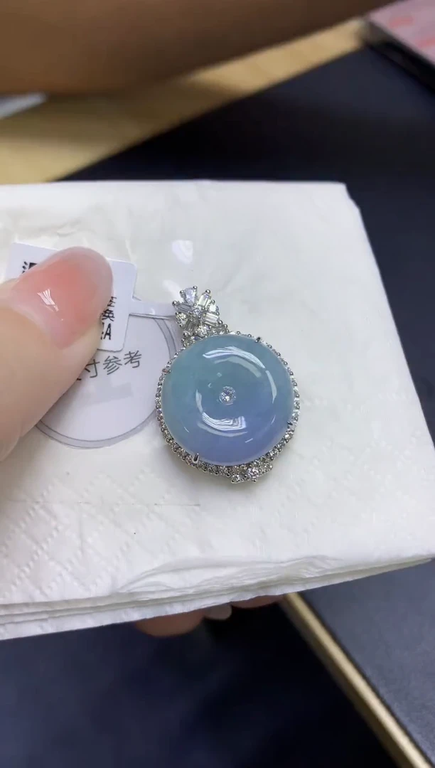 颈饰未镶嵌翡翠天然缅甸翡翠A货百元以上9元证书费自理