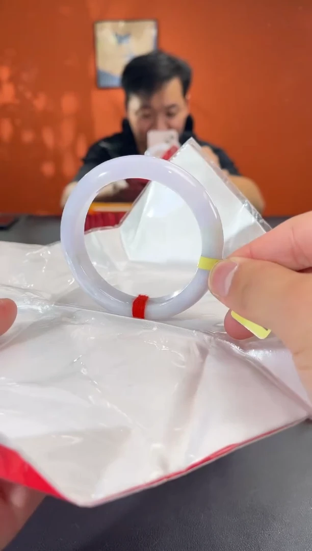 未镶嵌手镯翡翠55