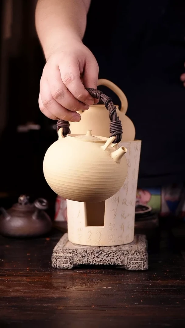用****1纯手工潮州白泥提梁壶