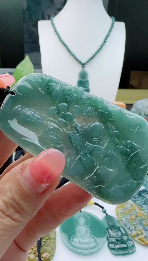 【闪购商品】翡翠颈饰未镶嵌11111111