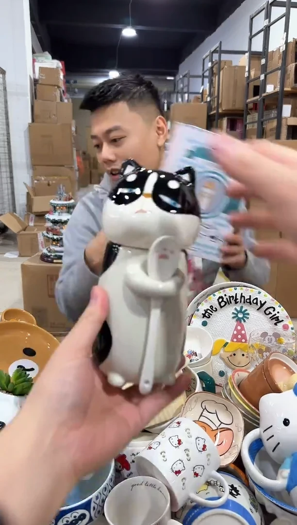 瓷片原盒黑色猫猫抱勺杯