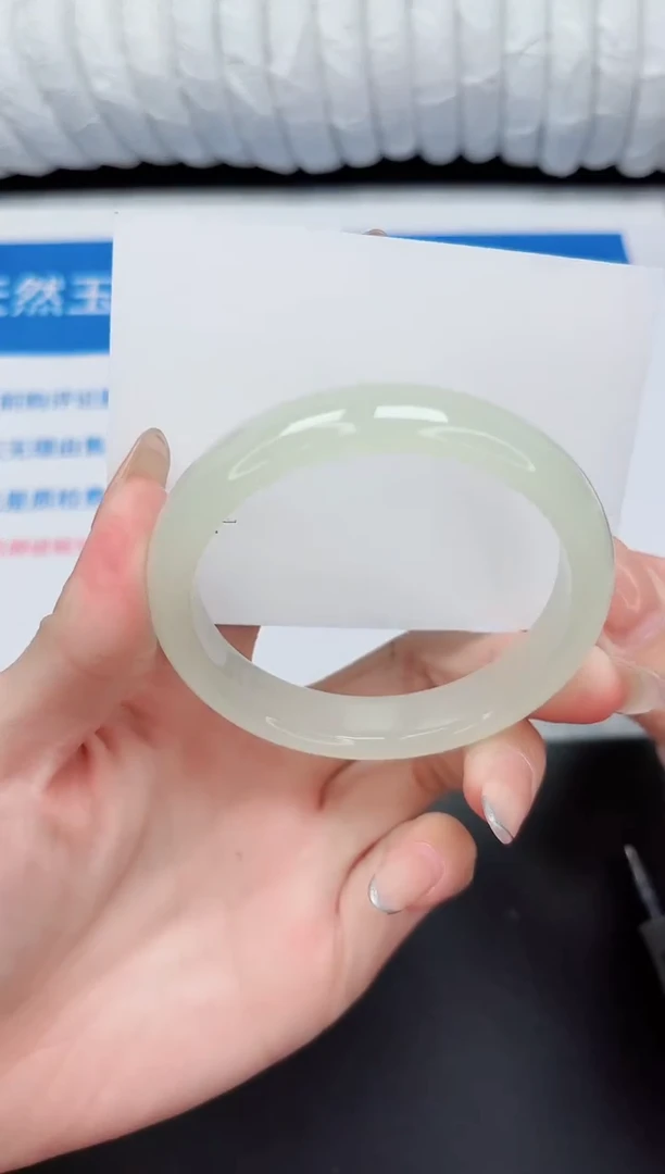 未镶嵌手镯石英质玉101-58.3FMS