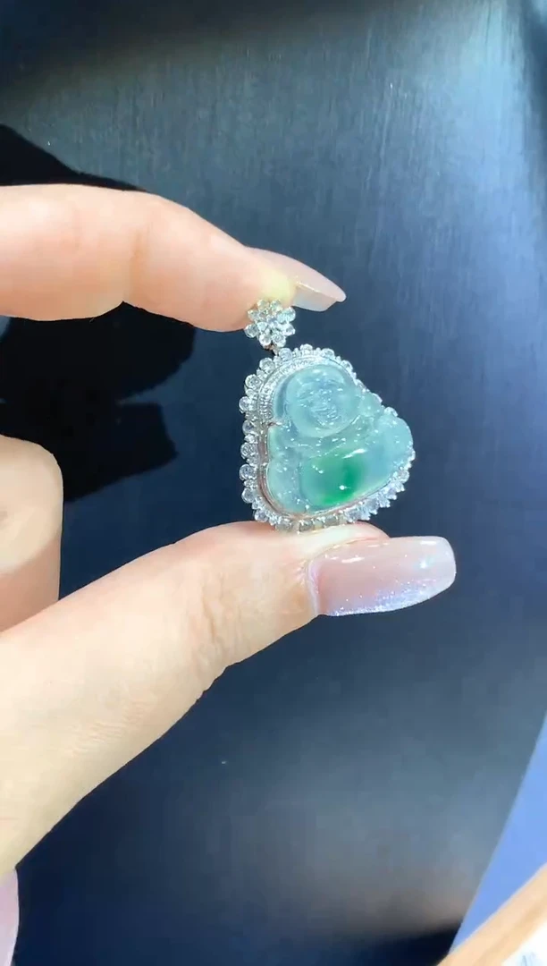 【闪购商品】翡翠颈饰18K金镶嵌团购