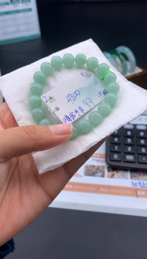 未镶嵌手串翡翠翡翠自带#送人#，假一赔三