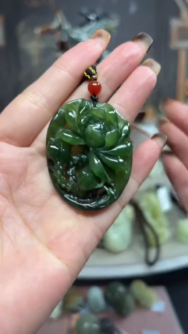 未镶嵌和田玉挂件挂件