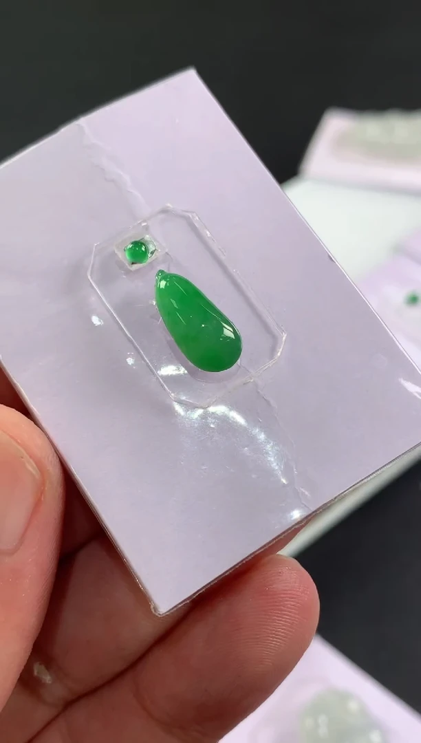 未镶嵌定制翡翠～***～翡翠