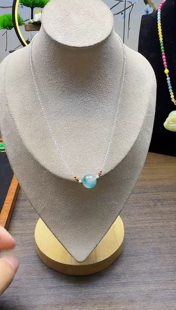 翡翠14K金镶嵌颈饰X72